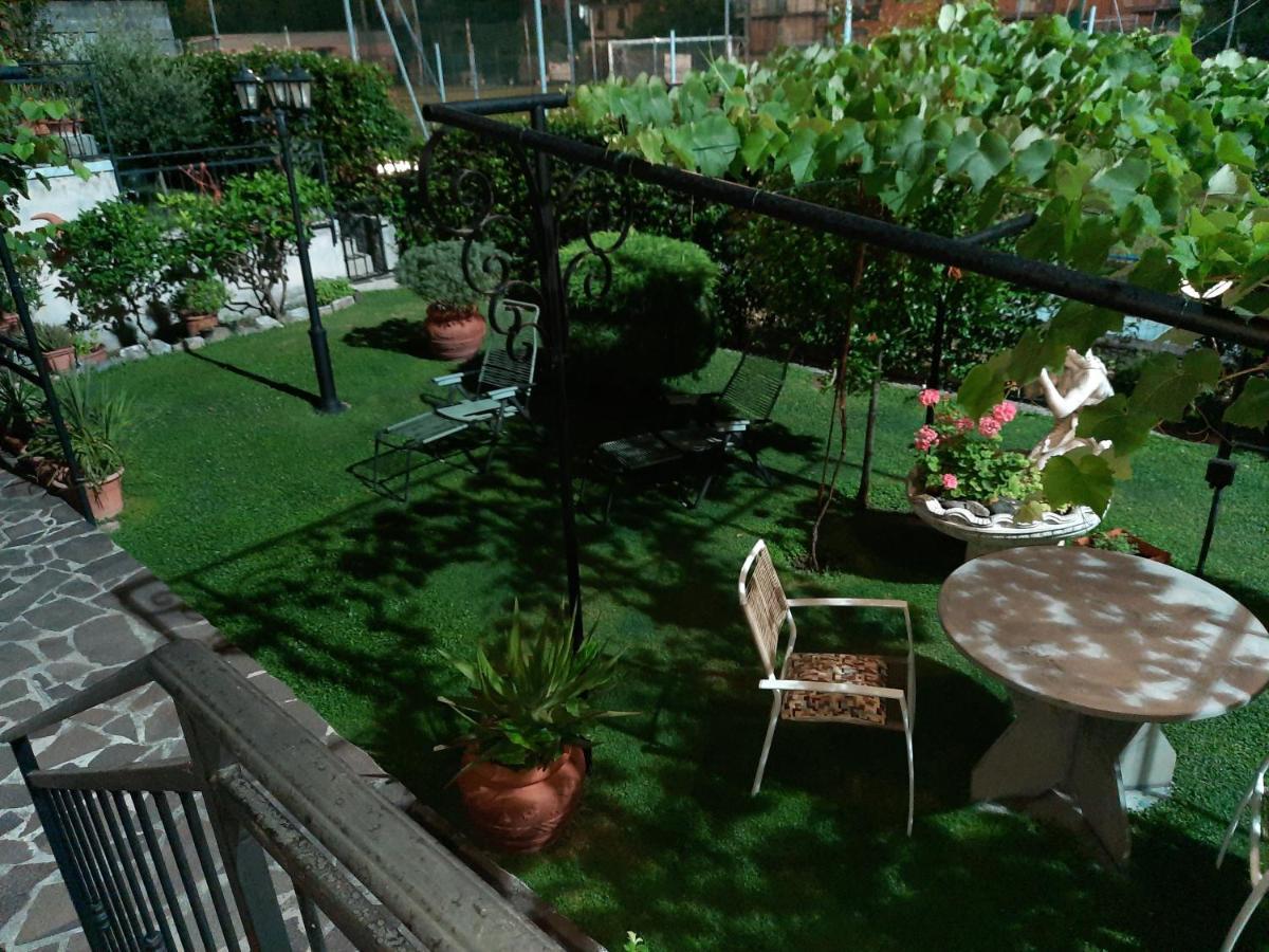 La Villa La Spezia Bagian luar foto