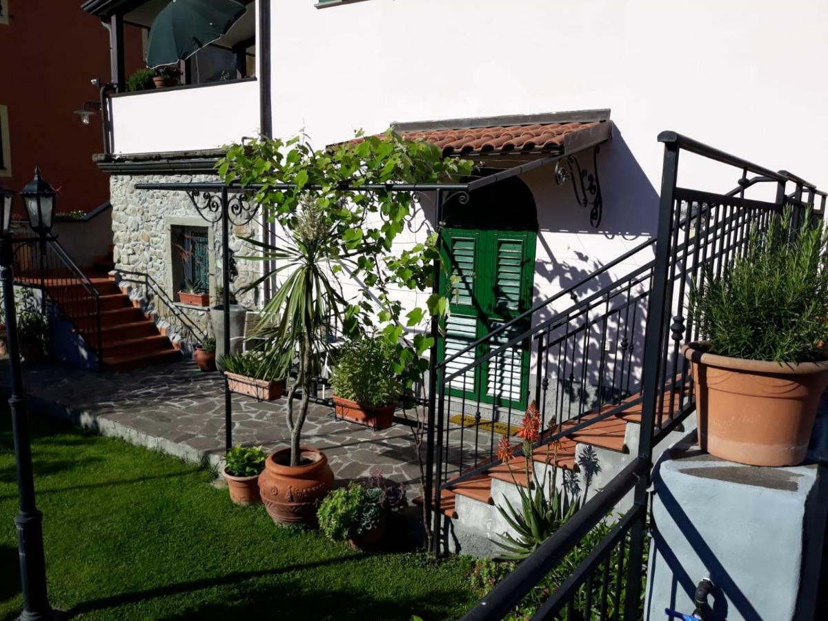 La Villa La Spezia Bagian luar foto