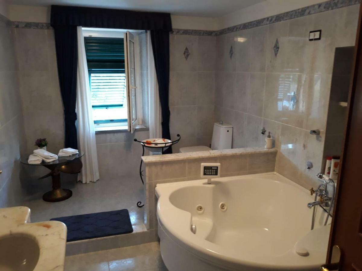 La Villa La Spezia Bagian luar foto