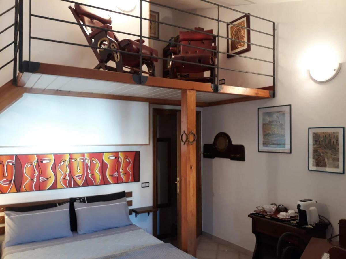 La Villa La Spezia Bagian luar foto